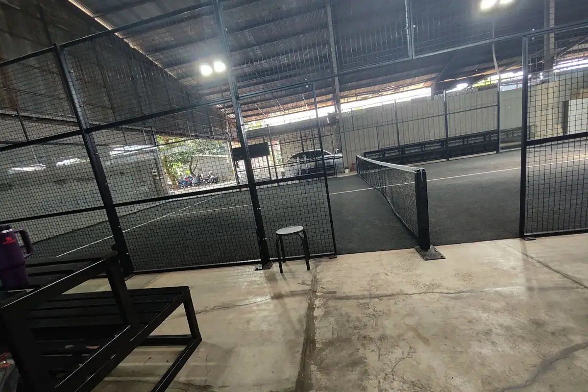 Astina Padel Garage foto 3