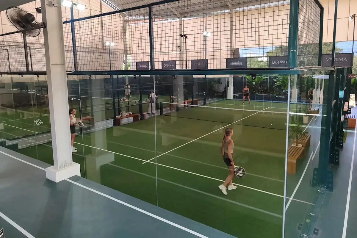 OLA Socials Padel