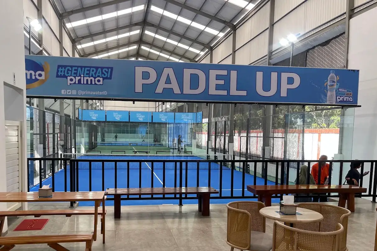 Padel Up Surabaya